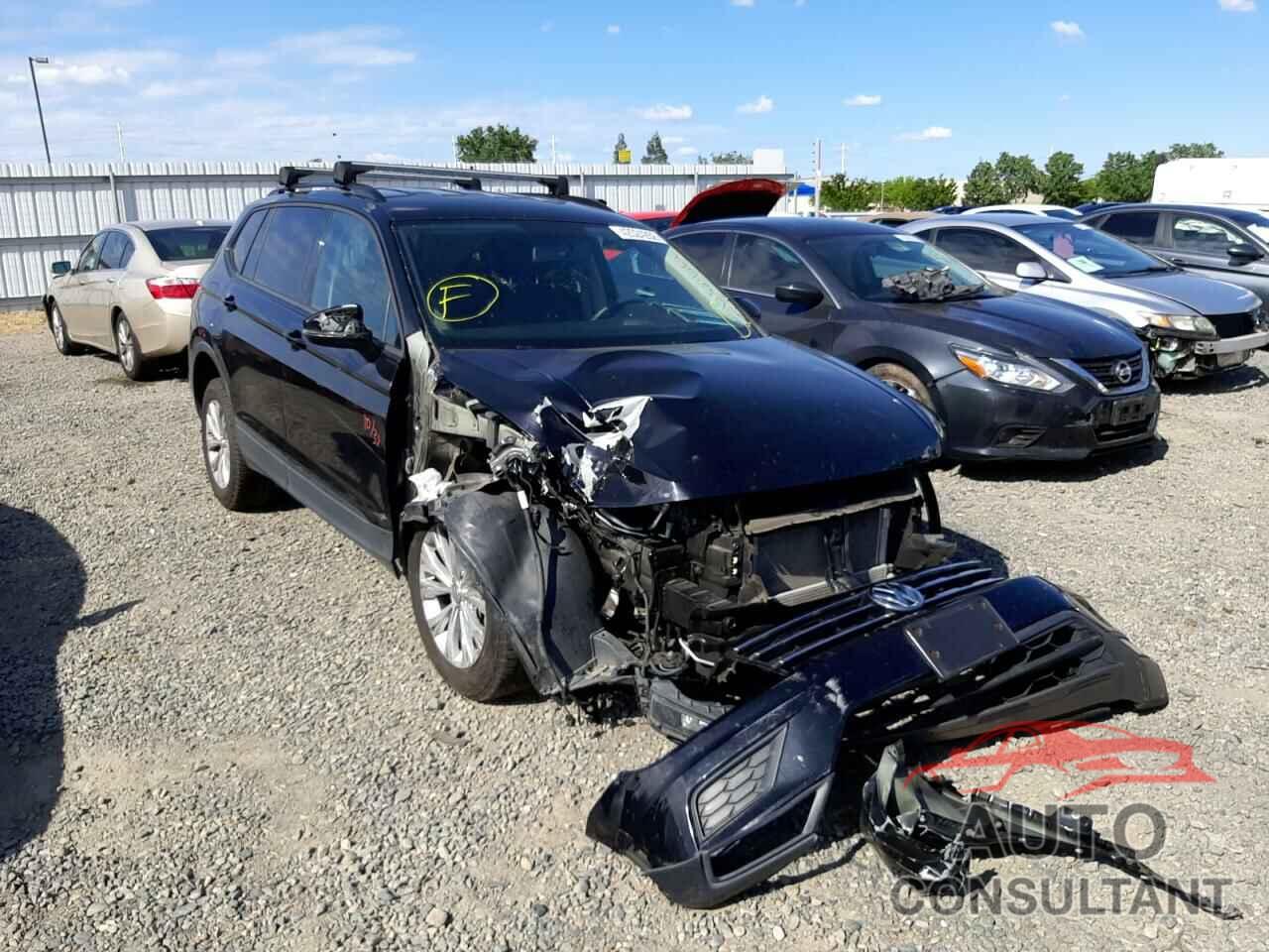 VOLKSWAGEN TIGUAN 2018 - 3VV1B7AX8JM036733