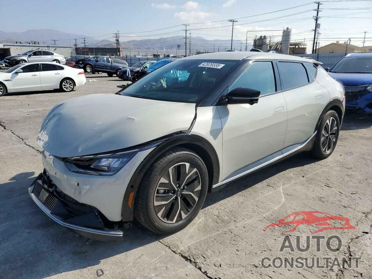 KIA EV6 LIGHT 2023 - KNDC34LA2P5114076