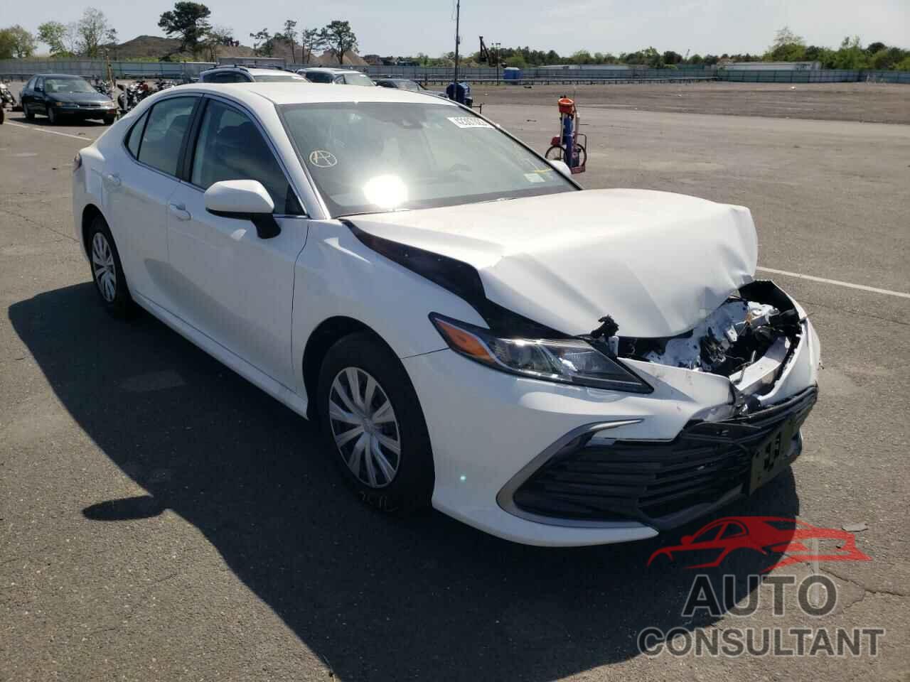 TOYOTA CAMRY 2022 - 4T1C31AK4NU576910