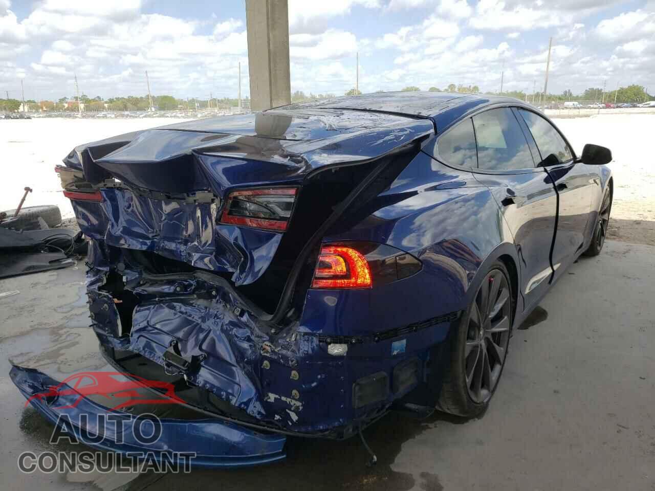 TESLA MODEL S 2016 - 5YJSA1E2XGF156810
