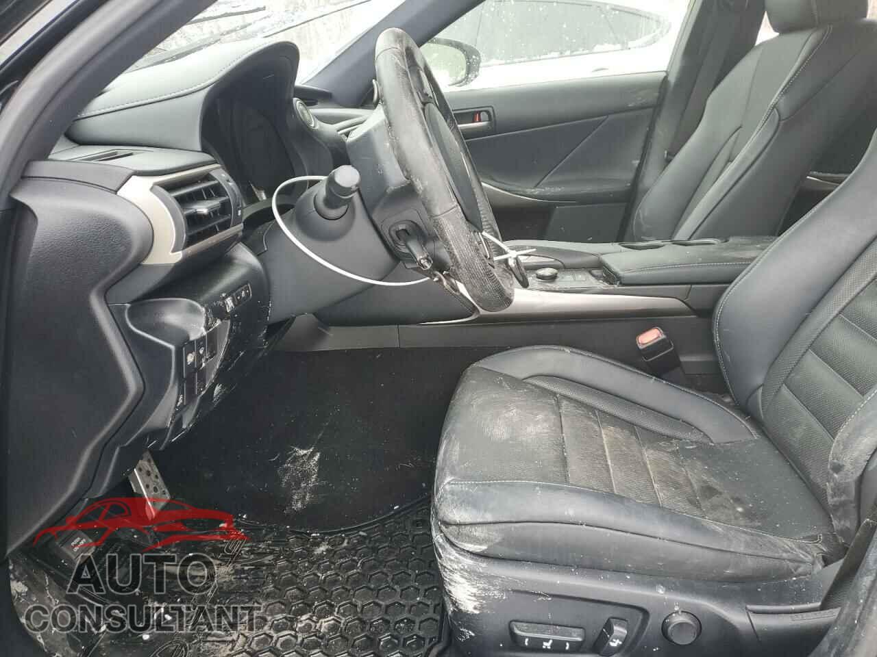 LEXUS IS 2017 - JTHCM1D23H5015690