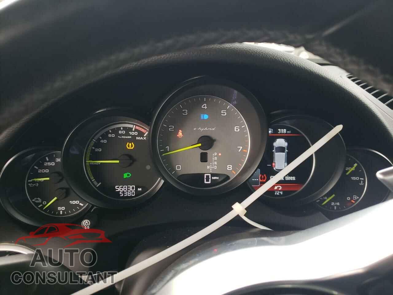 PORSCHE CAYENNE 2016 - WP1AE2A26GLA17555