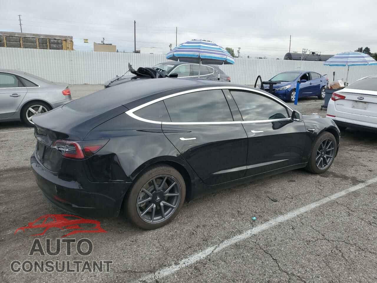 TESLA MODEL 3 2019 - 5YJ3E1EA3KF509171