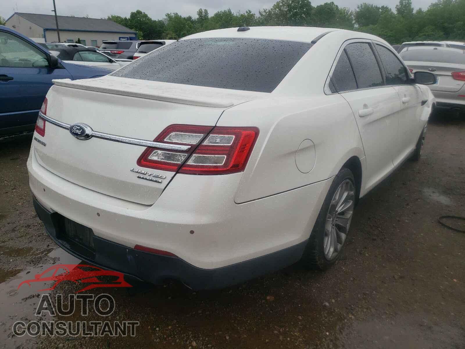 FORD TAURUS 2017 - 1FAHP2F85HG102491