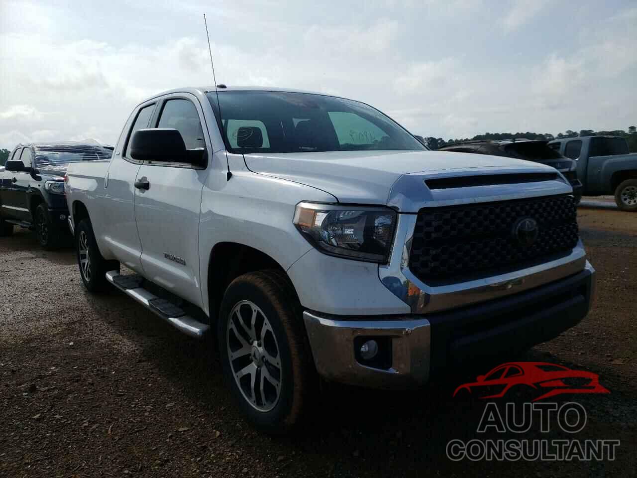 TOYOTA TUNDRA 2018 - 5TFRM5F1XJX127792