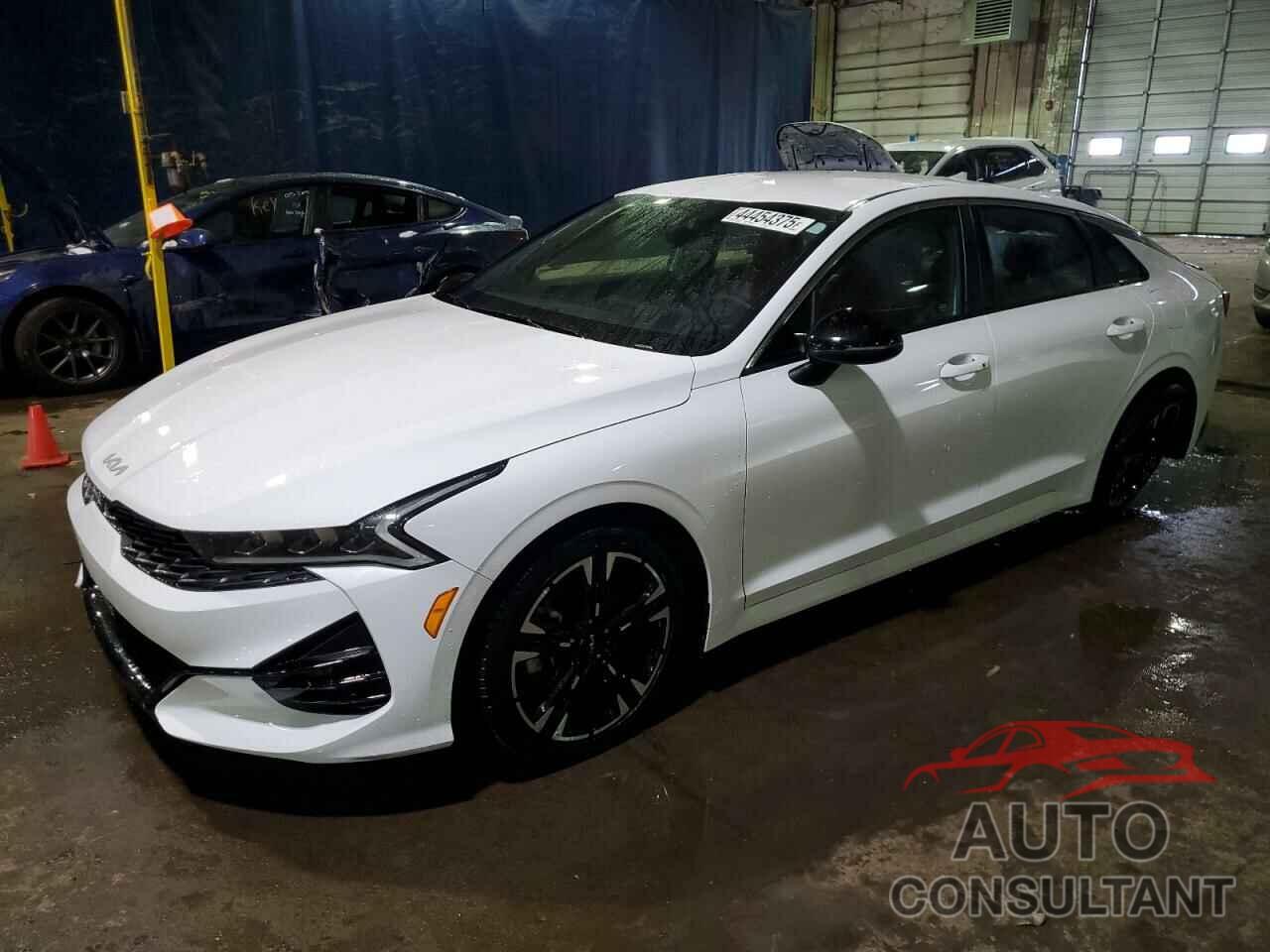 KIA K5 2023 - 5XXG64J27PG175164
