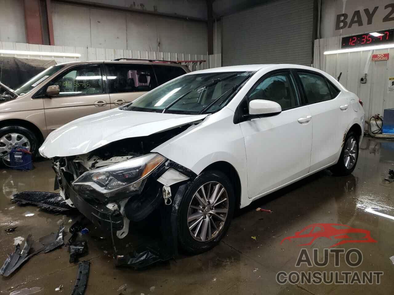 TOYOTA COROLLA 2015 - 2T1BURHE5FC240094