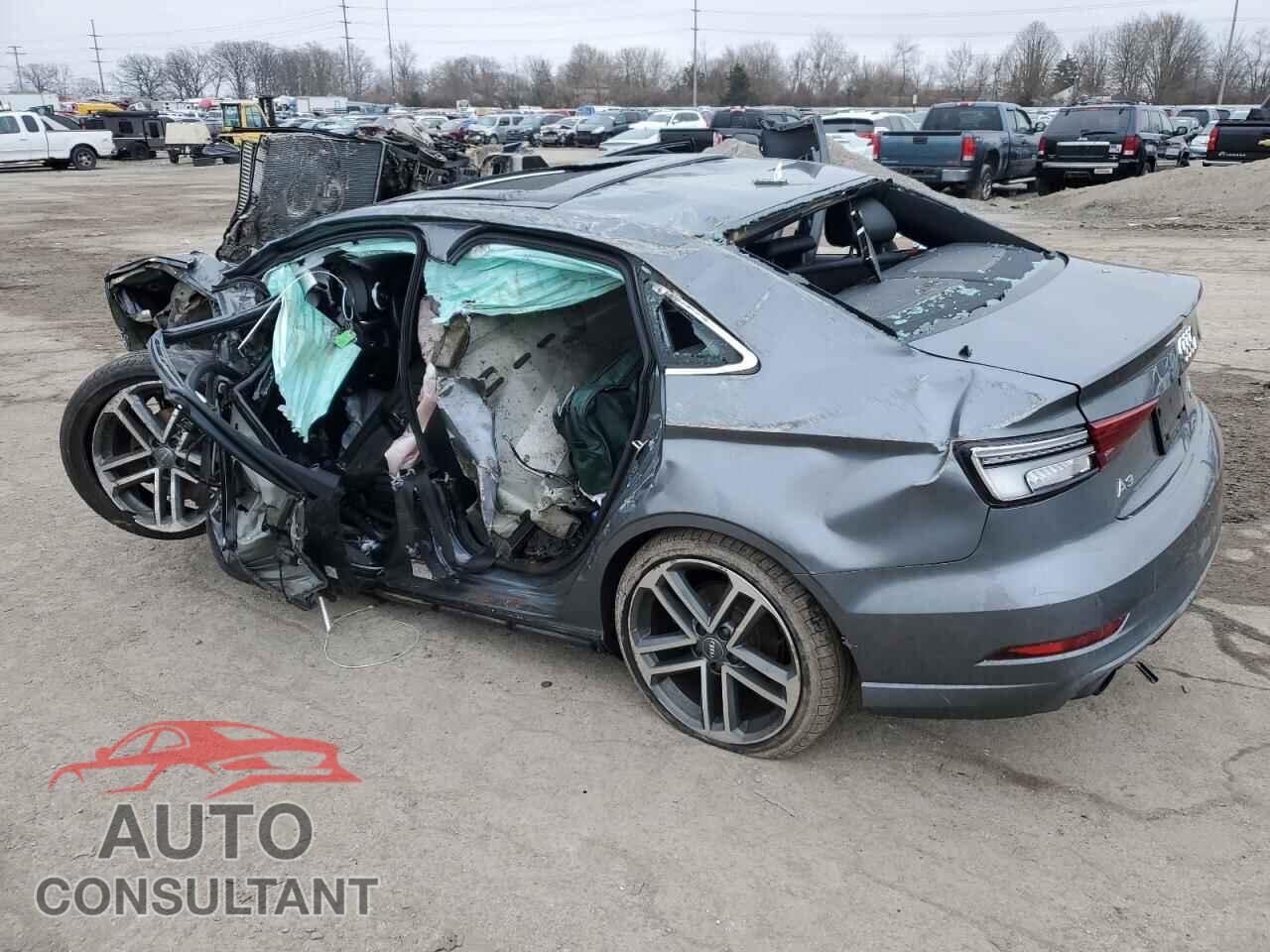 AUDI A3 2018 - WAUJ8GFF7J1075787