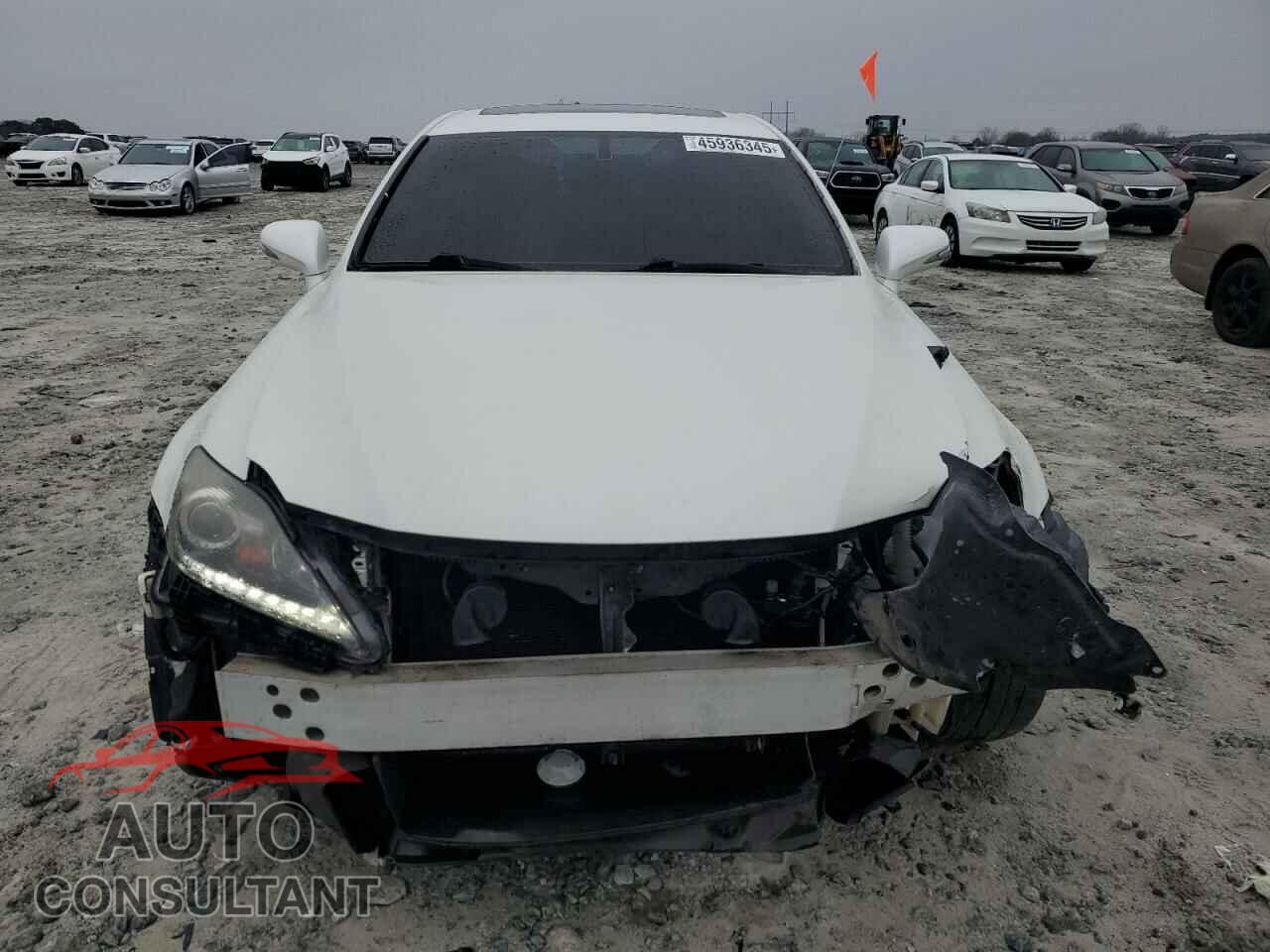 LEXUS IS 2013 - JTHCF5C25D5062748