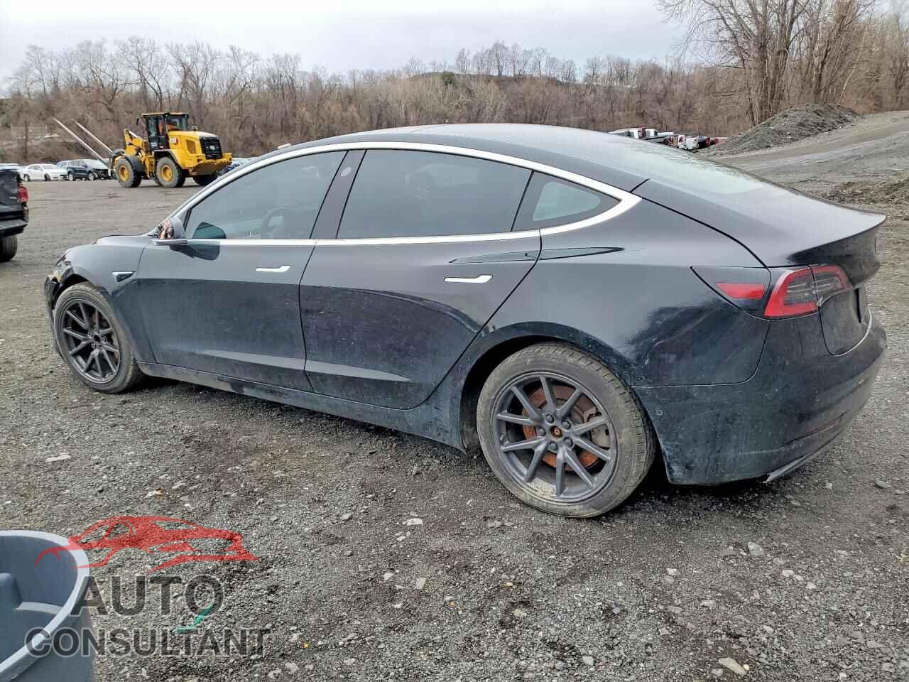 TESLA MODEL 3 2018 - 5YJ3E1EA2JF040864