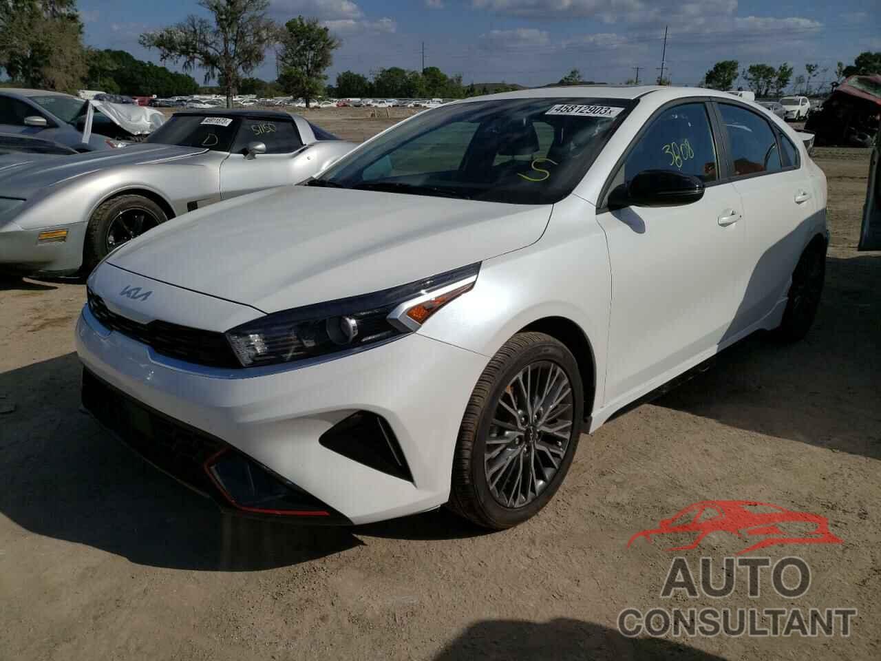 KIA FORTE 2023 - 3KPF54AD1PE557344