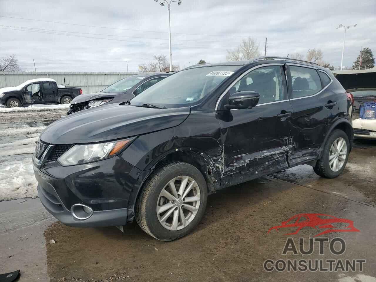 NISSAN ROGUE 2018 - JN1BJ1CR6JW289005
