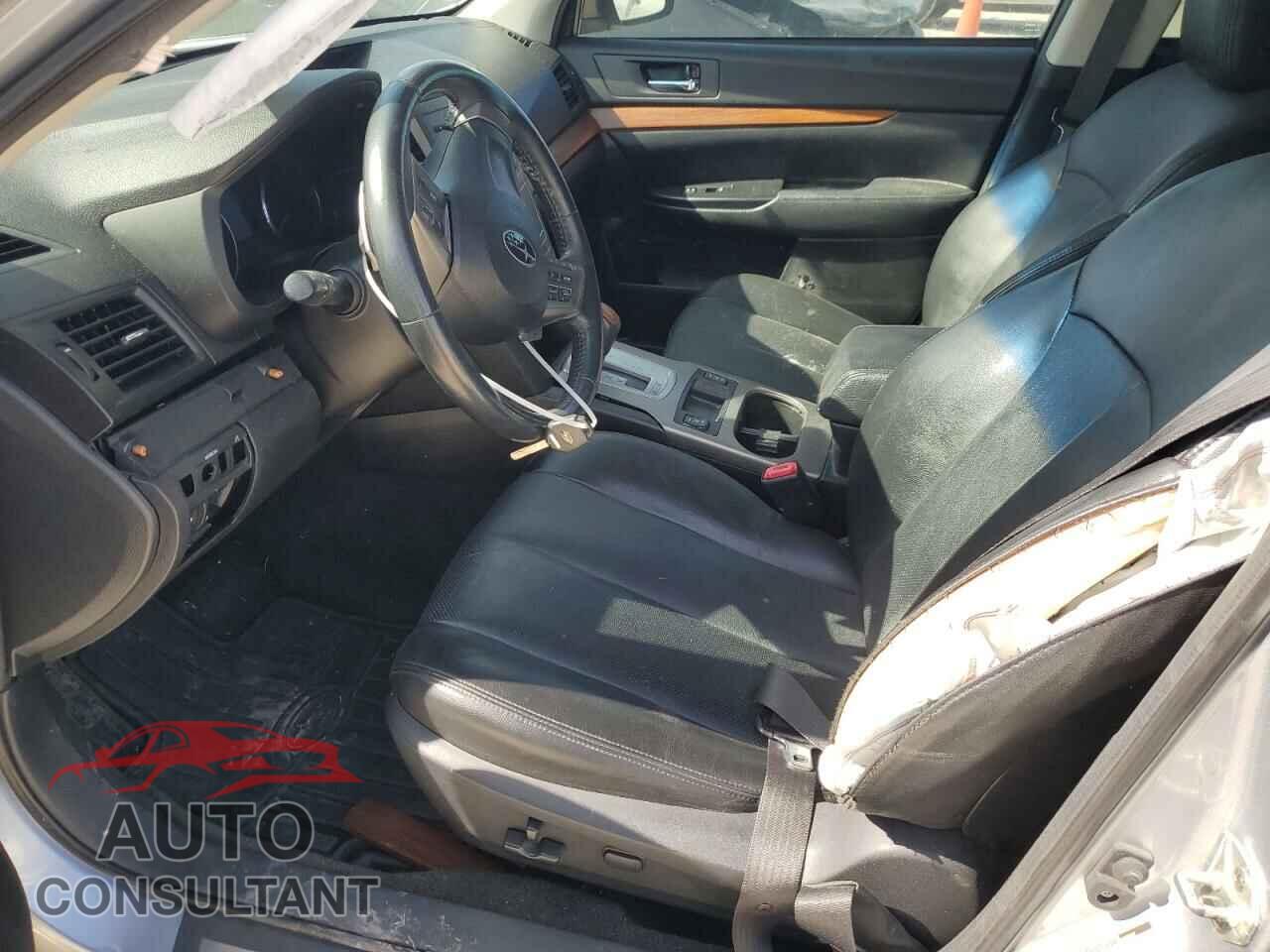 SUBARU OUTBACK 2014 - 4S4BRBKC1E3219682