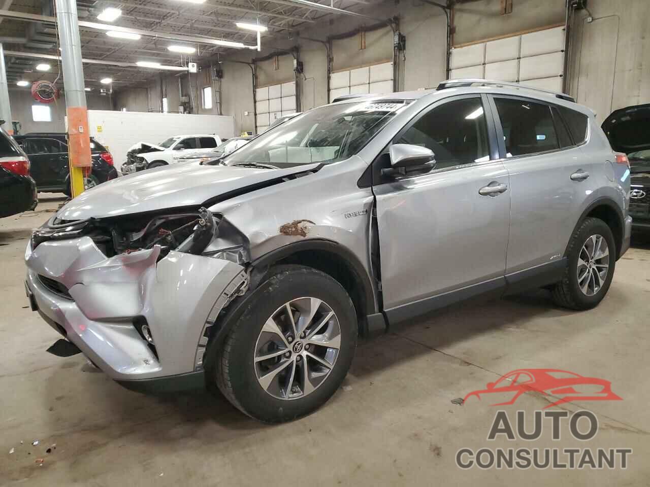 TOYOTA RAV4 2017 - JTMRJREV4HD129599