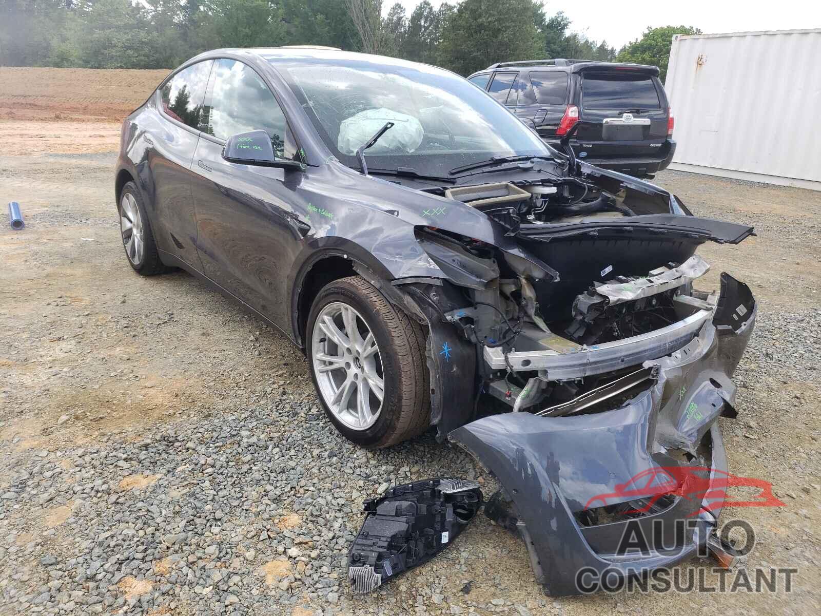 TESLA MODEL Y 2021 - 5YJYGDEEXMF062328