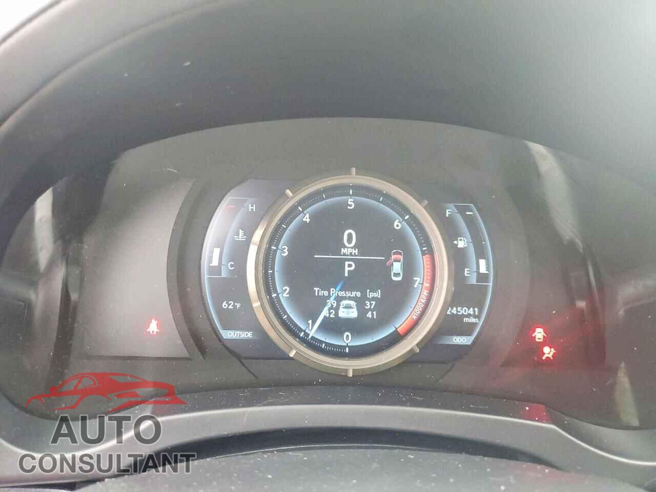 LEXUS IS 2015 - JTHCE1D2XF5006947