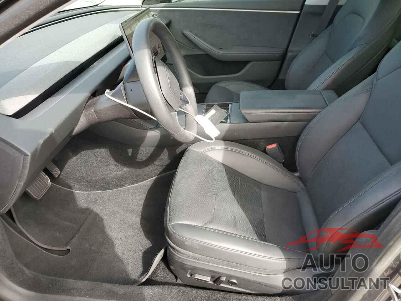 TESLA MODEL 3 2024 - 5YJ3E1EB3RF741286