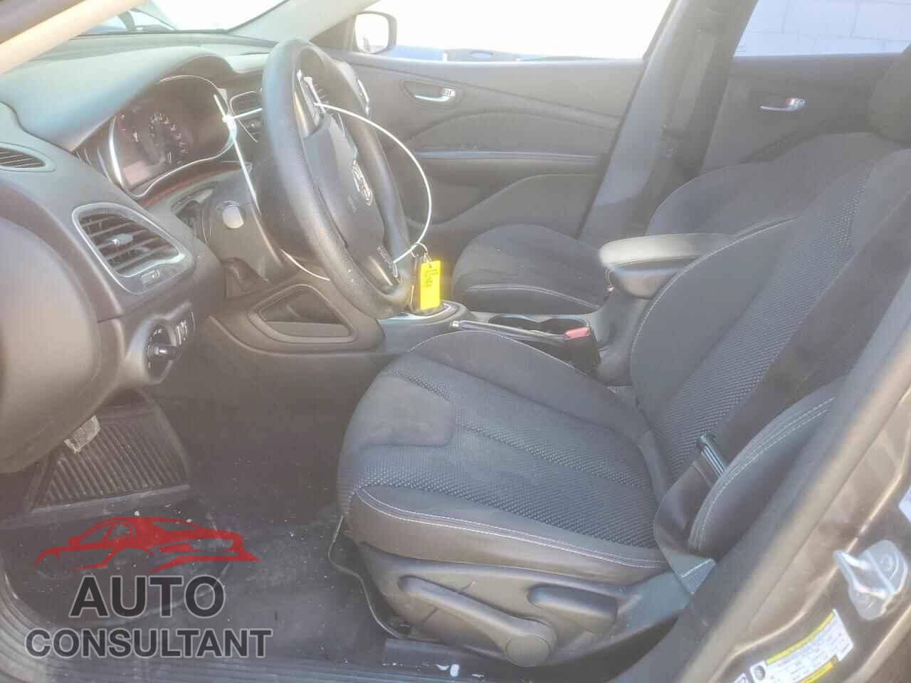 DODGE DART 2015 - 1C3CDFBB1FD286370