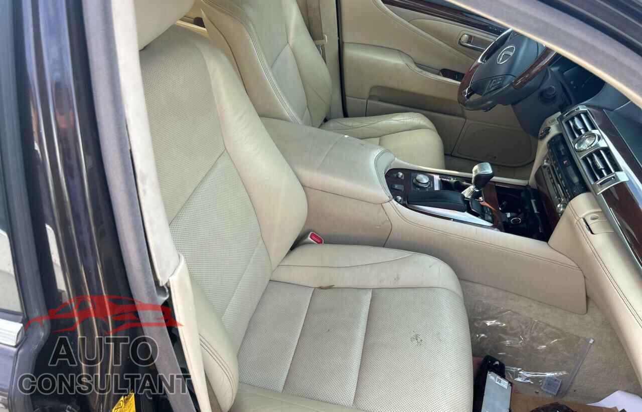LEXUS LS460 2013 - JTHCL5EF8D5016243