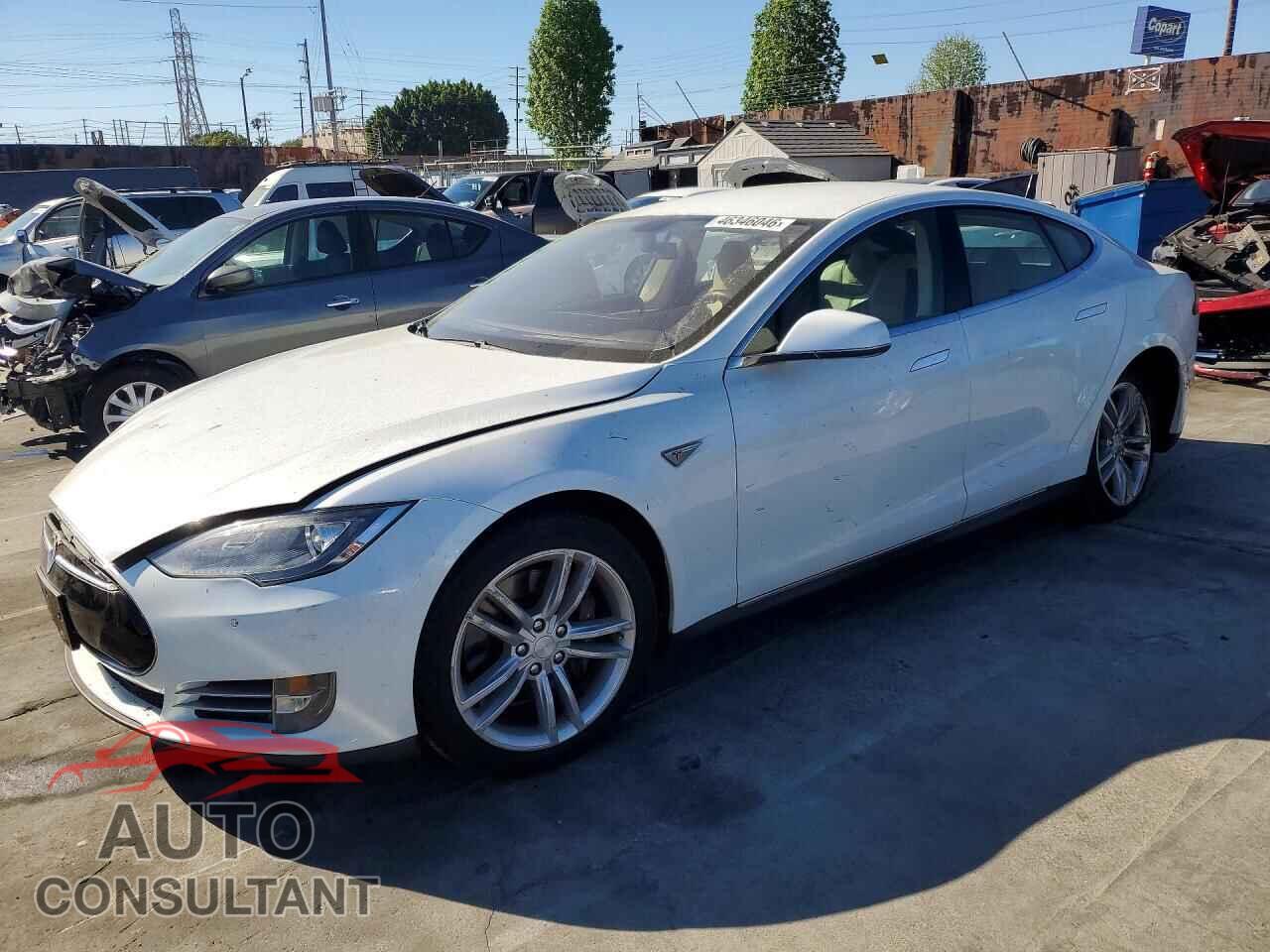 TESLA MODEL S 2014 - 5YJSA1H16EFP44882