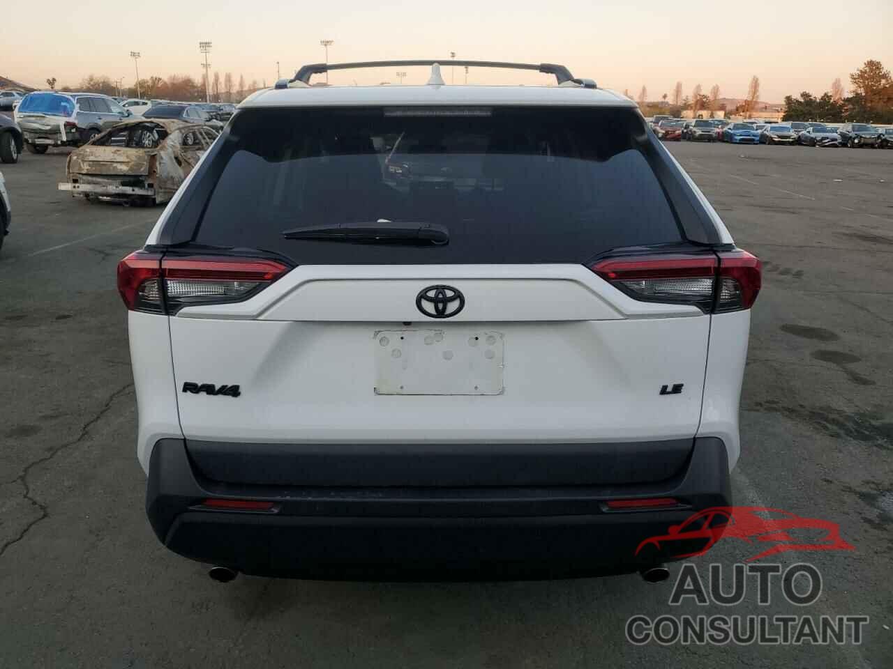 TOYOTA RAV4 2021 - 2T3K1RFV6MC102502
