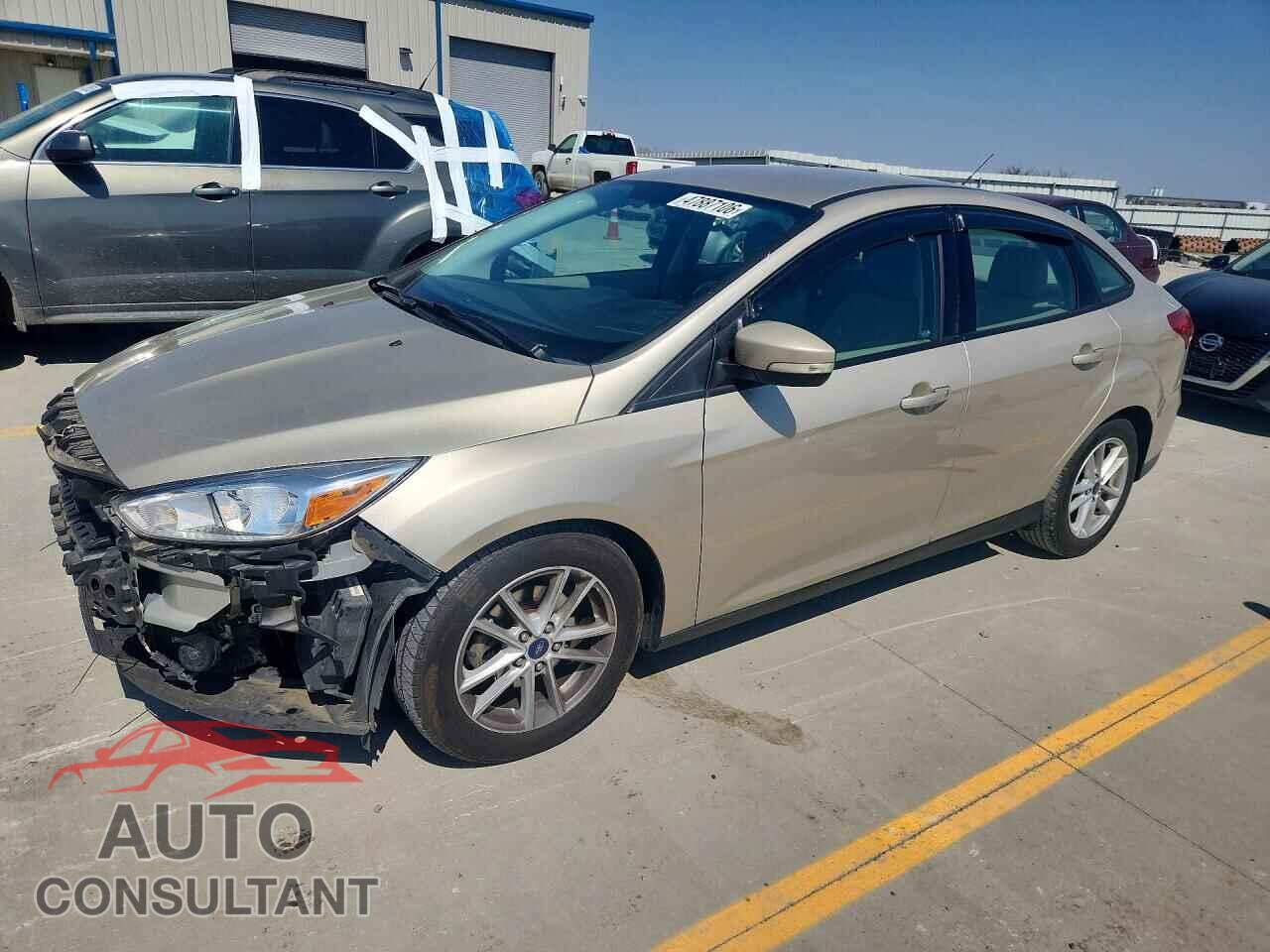 FORD FOCUS 2017 - 1FADP3F27HL312064
