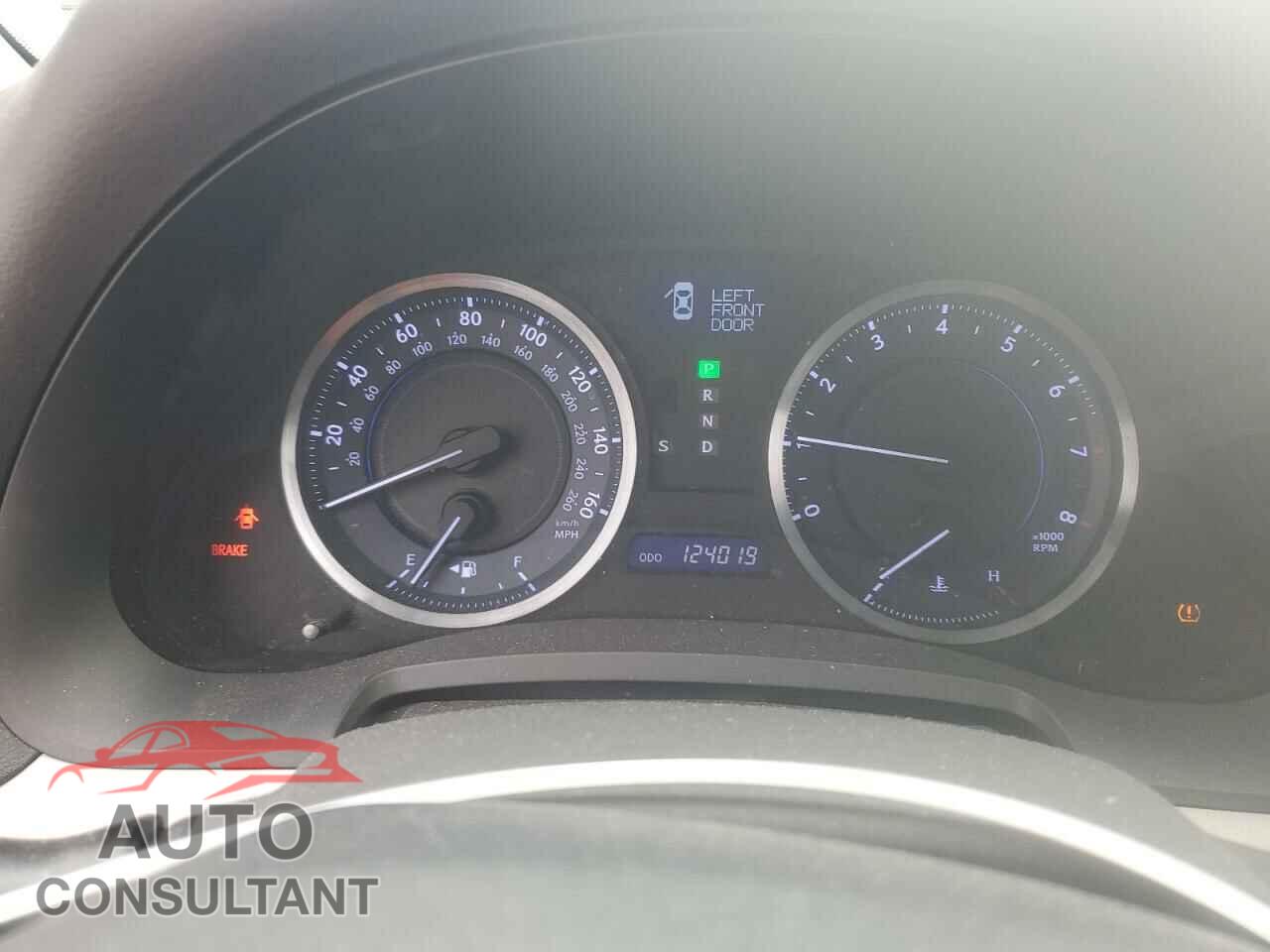 LEXUS IS 2012 - JTHCF5C28C5054111