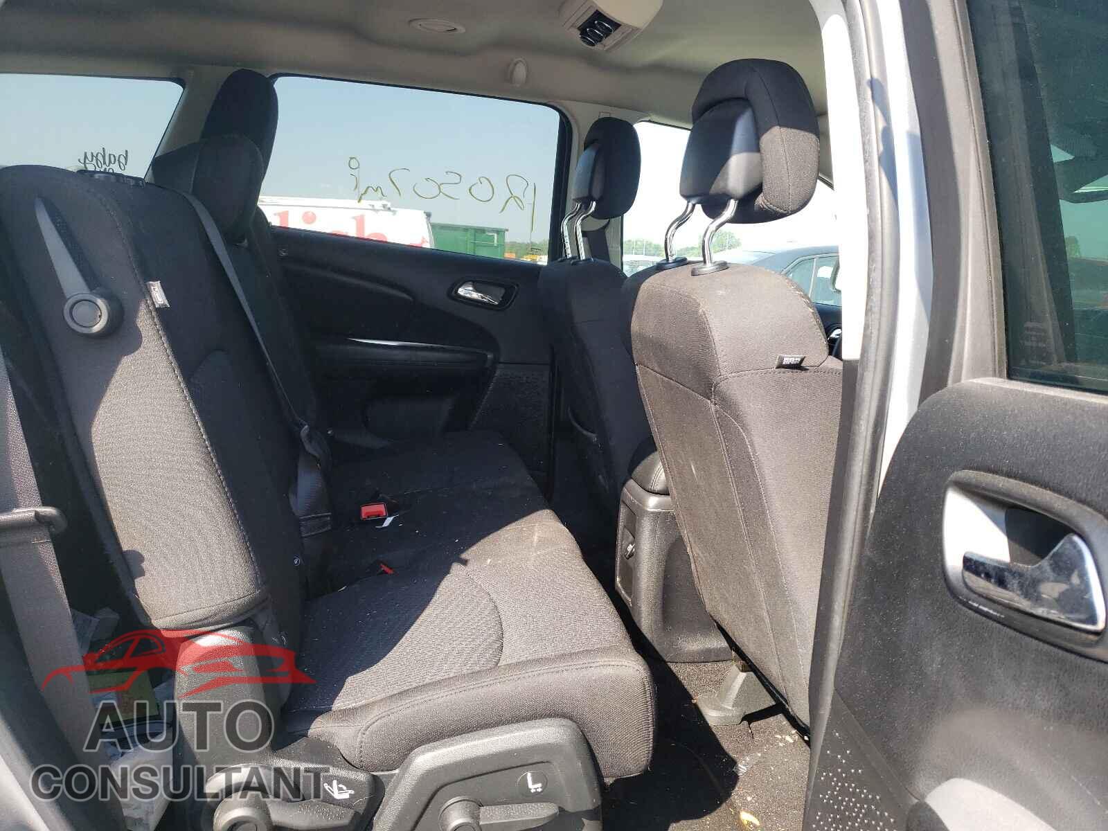 DODGE JOURNEY 2017 - 3C4PDCAB2HT599924