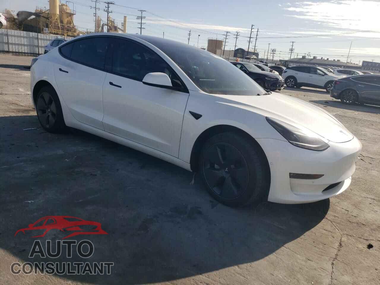 TESLA MODEL 3 2022 - 5YJ3E1EB2NF210008