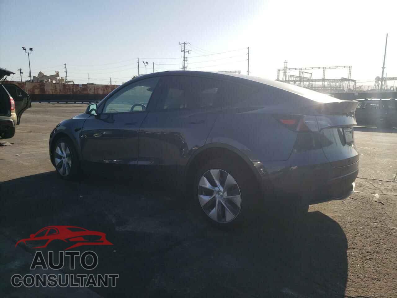 TESLA MODEL Y 2023 - 7SAYGDEE5PF928010