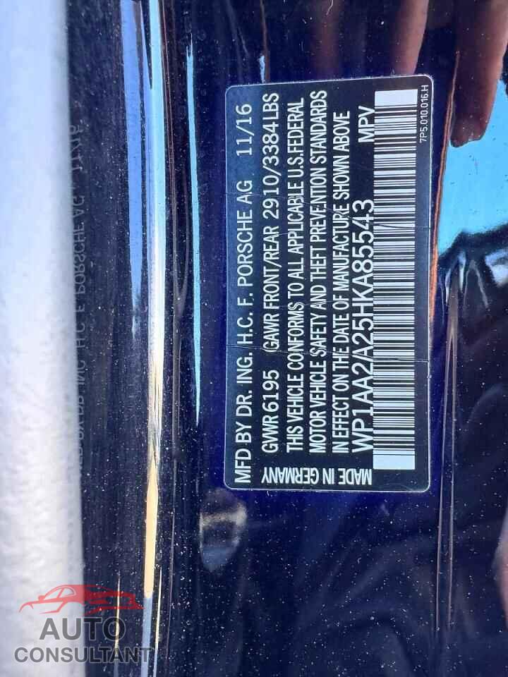 PORSCHE CAYENNE 2017 - WP1AA2A25HKA85543