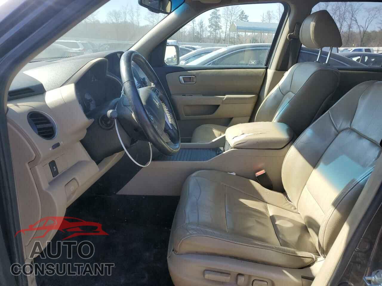 HONDA PILOT 2012 - 5FNYF3H75CB043131
