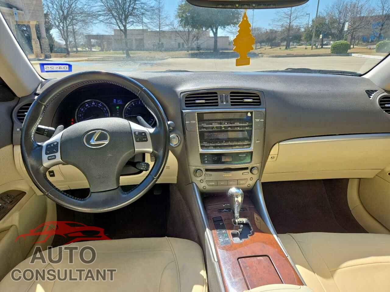 LEXUS IS 2012 - JTHBF5C27C5165518