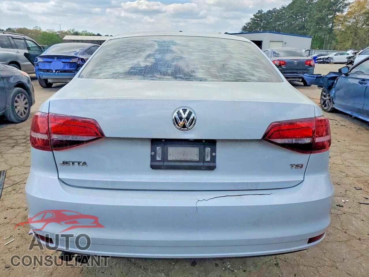 VOLKSWAGEN JETTA 2017 - 3VW2B7AJ5HM370952