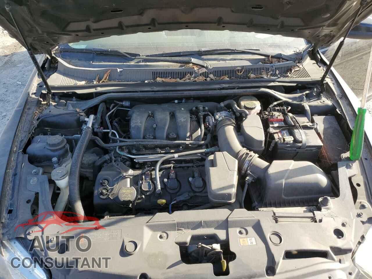 FORD TAURUS 2013 - 1FAHP2E81DG117338