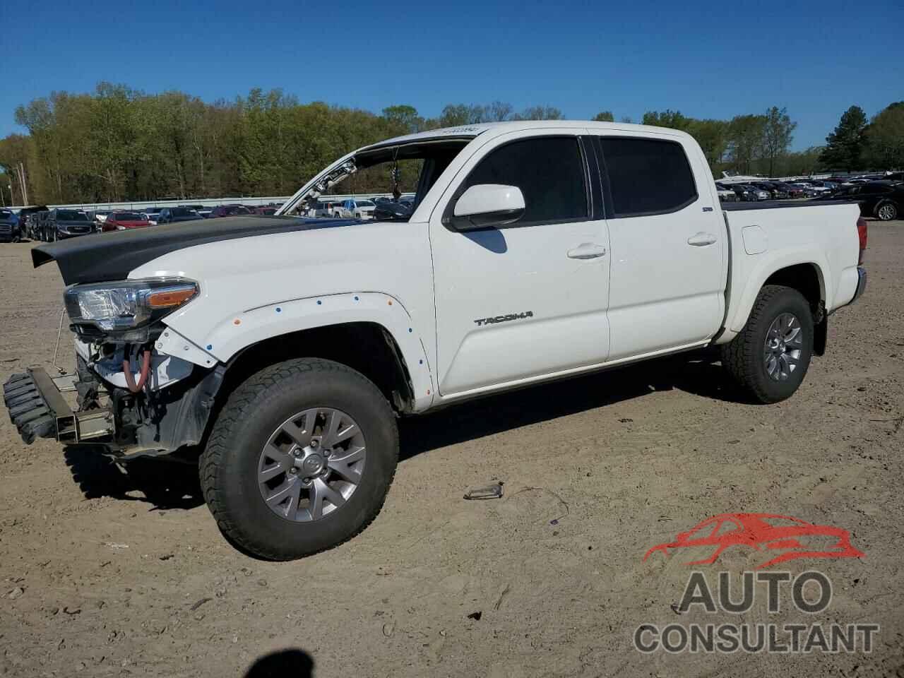 TOYOTA TACOMA 2018 - 3TMCZ5AN1JM123797