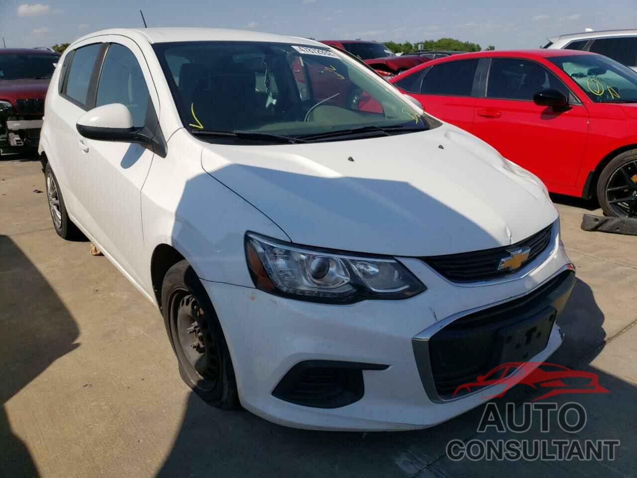 CHEVROLET SONIC 2017 - 1G1JG6SH7H4148875