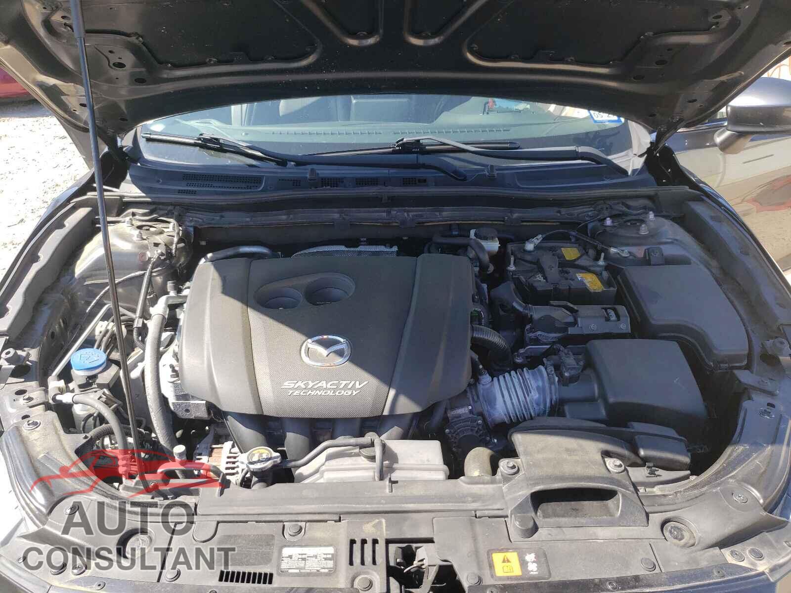 MAZDA 3 2017 - JM1BN1M30H1141158