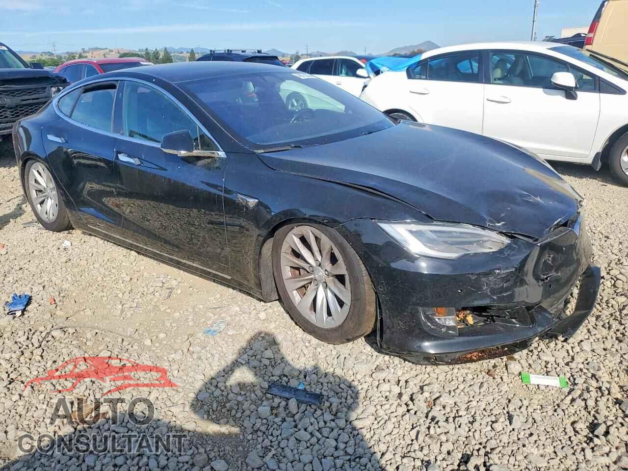 TESLA MODEL S 2018 - 5YJSA1E24JF249099