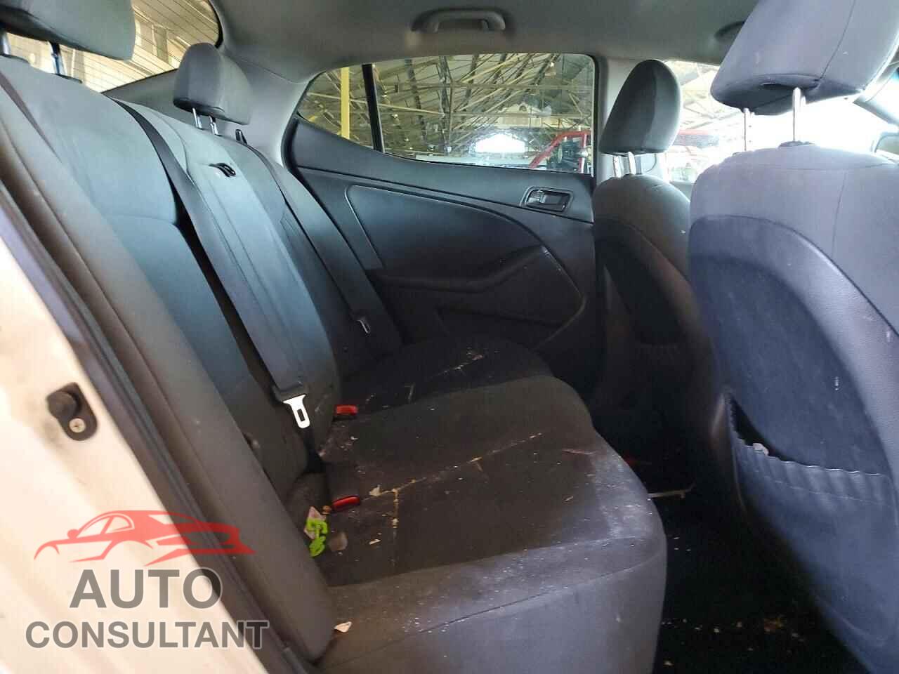 KIA OPTIMA 2015 - KNAGM4A74F5590752
