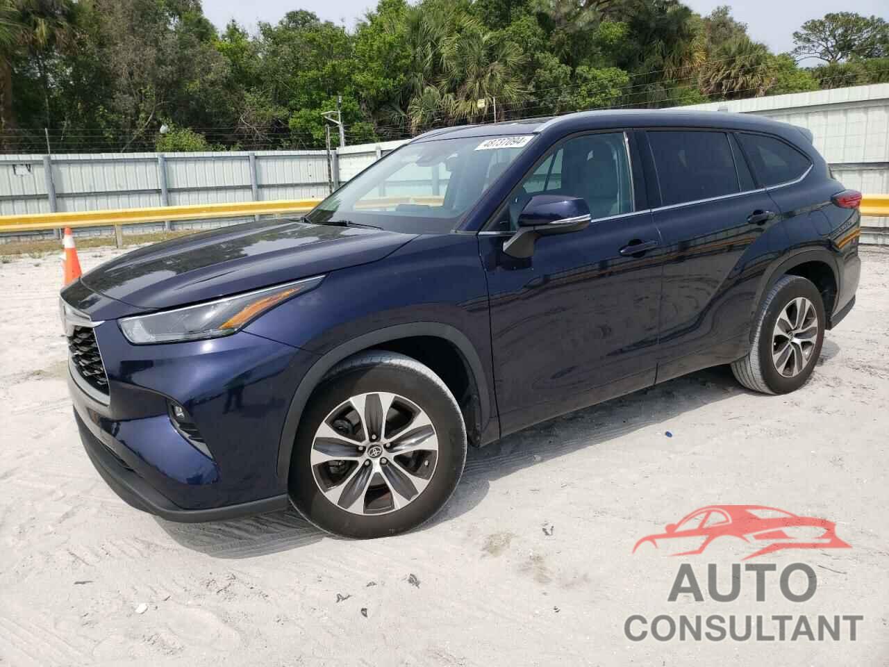 TOYOTA HIGHLANDER 2022 - 5TDGZRAHXNS094258