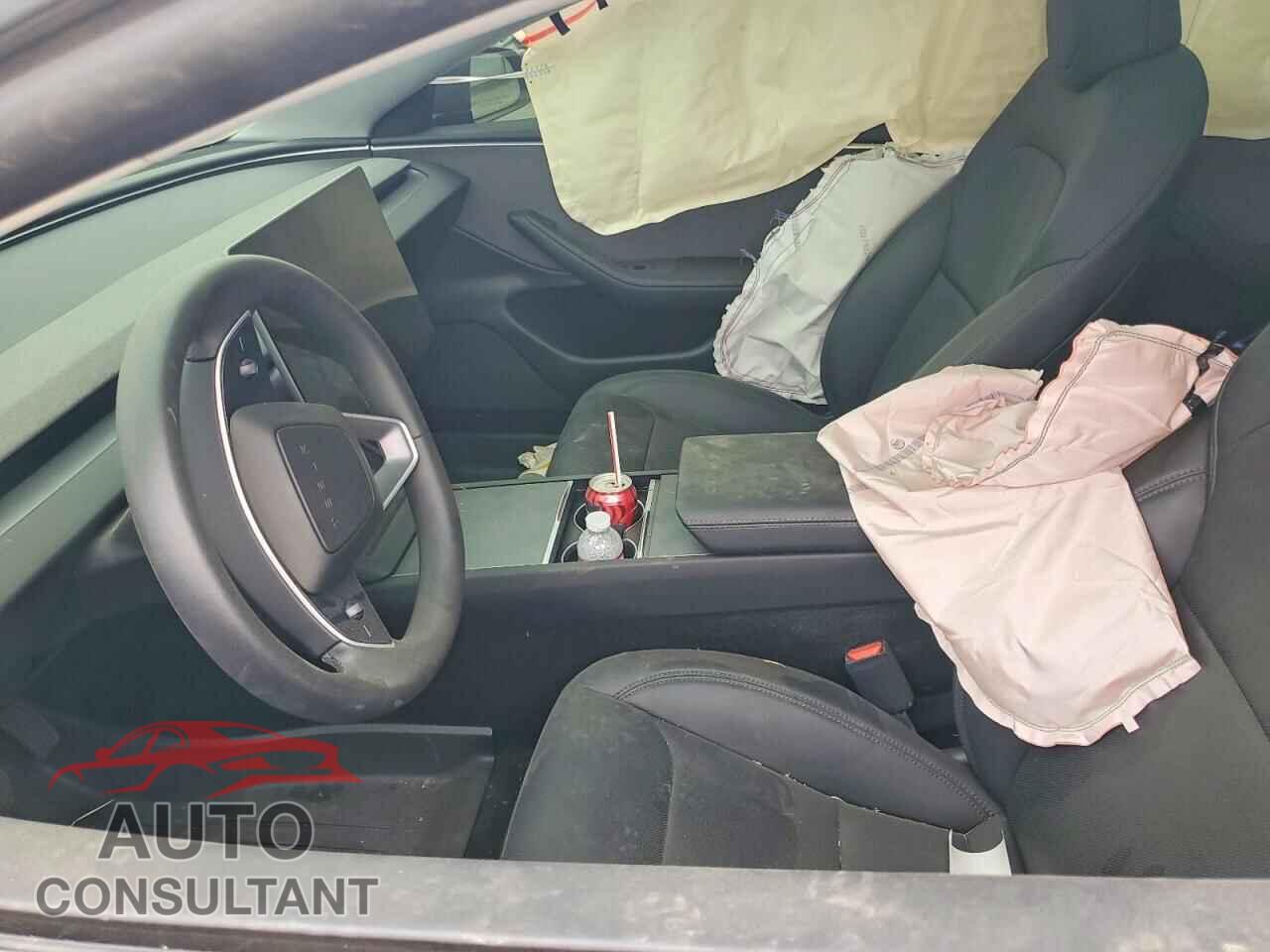 TESLA MODEL 3 2025 - 5YJ3E1EA7SF977761