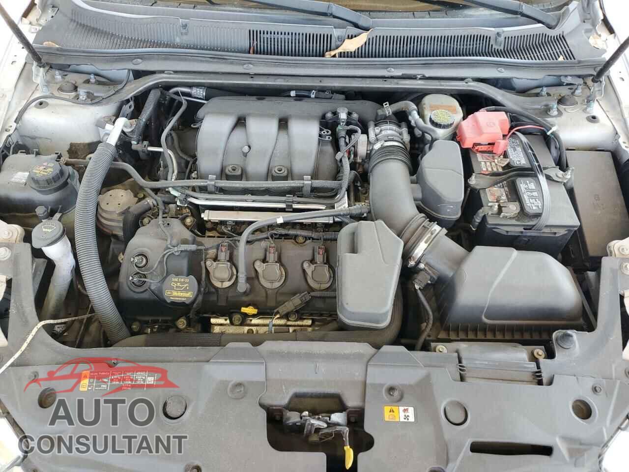 FORD TAURUS 2013 - 1FAHP2E88DG170974