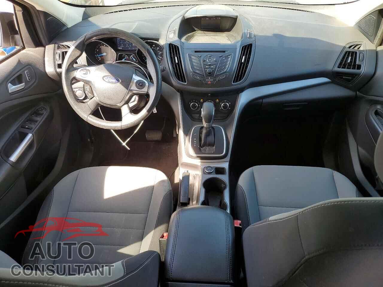 FORD ESCAPE 2013 - 1FMCU0GX1DUC46750