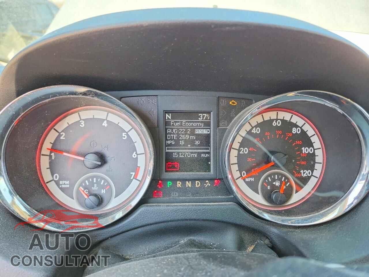 DODGE CARAVAN 2015 - 2C4RDGDG3FR700606