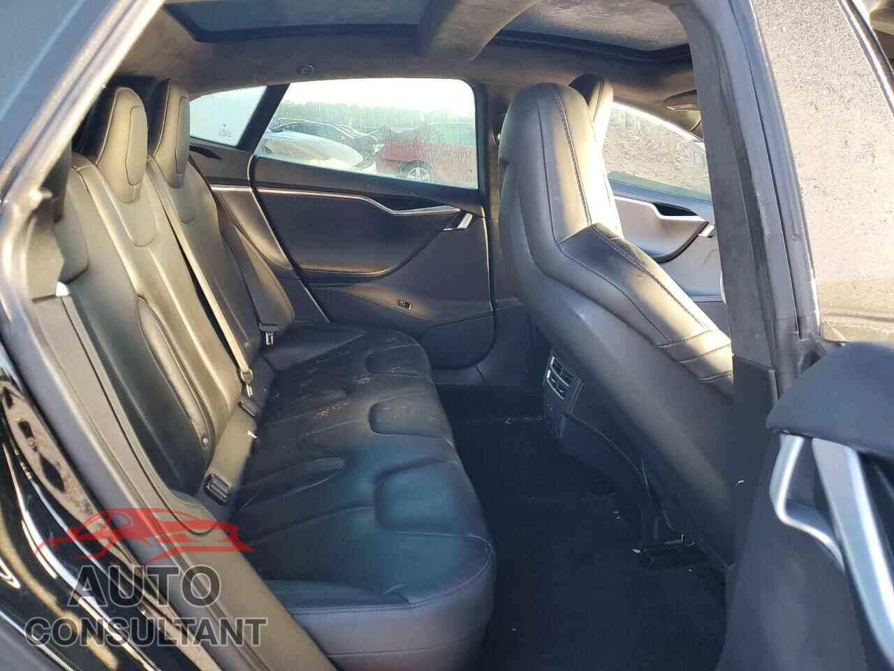 TESLA MODEL S 2016 - 5YJSA1E21GF160793