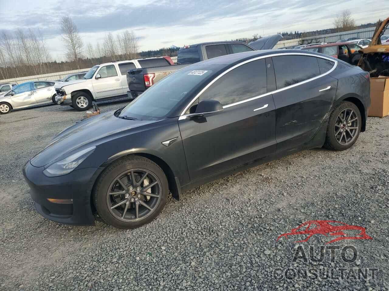 TESLA MODEL 3 2018 - 5YJ3E1EB2JF070679