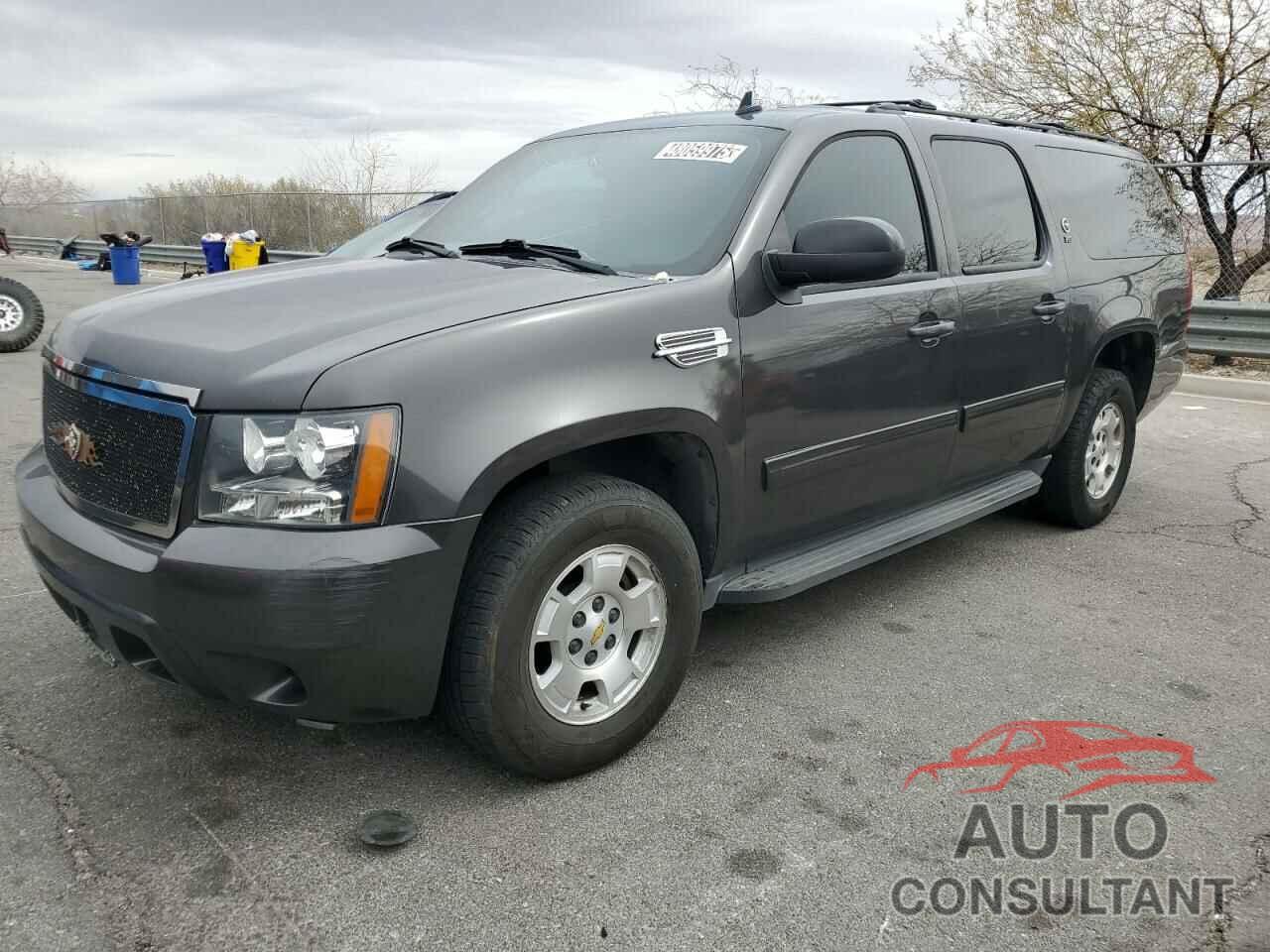 CHEVROLET SUBURBAN 2011 - 1GNSCHE06BR137070