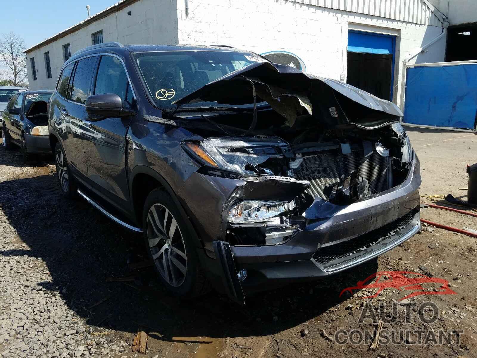 HONDA PILOT 2016 - 5FNYF6H96GB078351