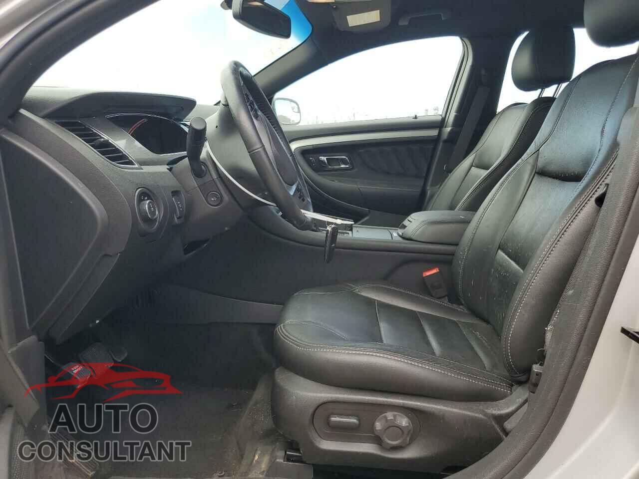 FORD TAURUS 2016 - 1FAHP2E85GG144322